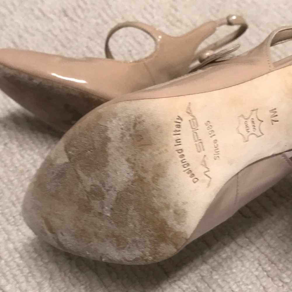 Shoes - Picture 3 of 4